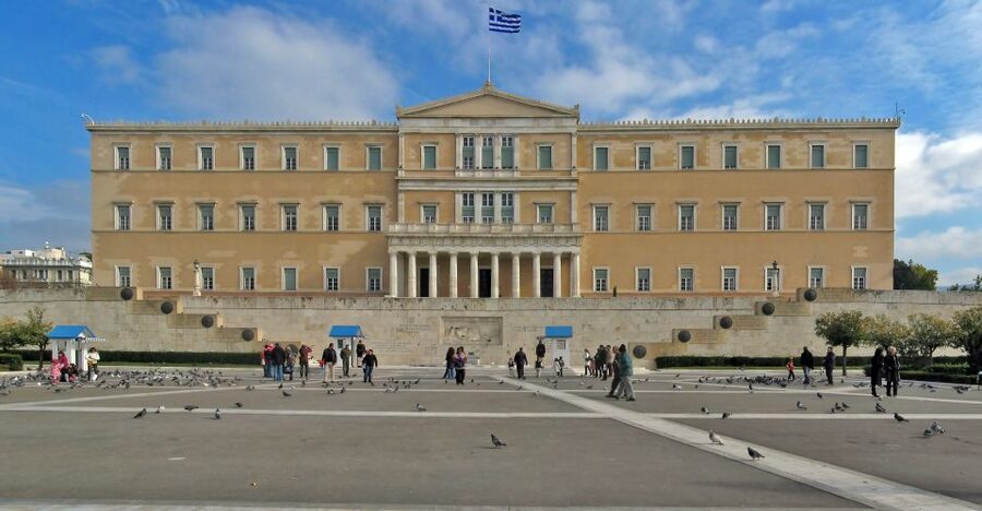 Athens: Private Tour with Acropolis Skip-the-Line Entry - Timing, weather, and comfort: how to avoid a miserable half-day