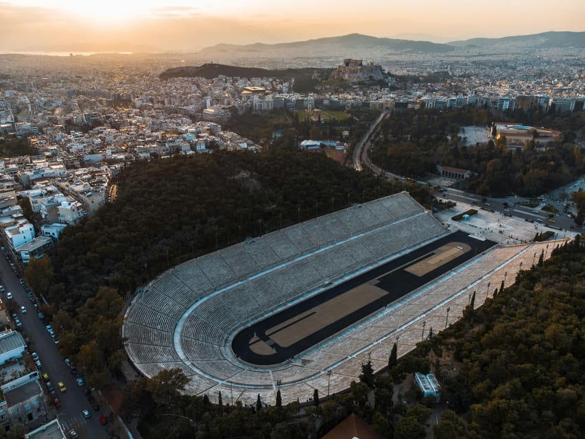 Athens Private Walking Tour in Spanish - Syntagma Square, the Presidential Guard, and the Neoclassical Triad