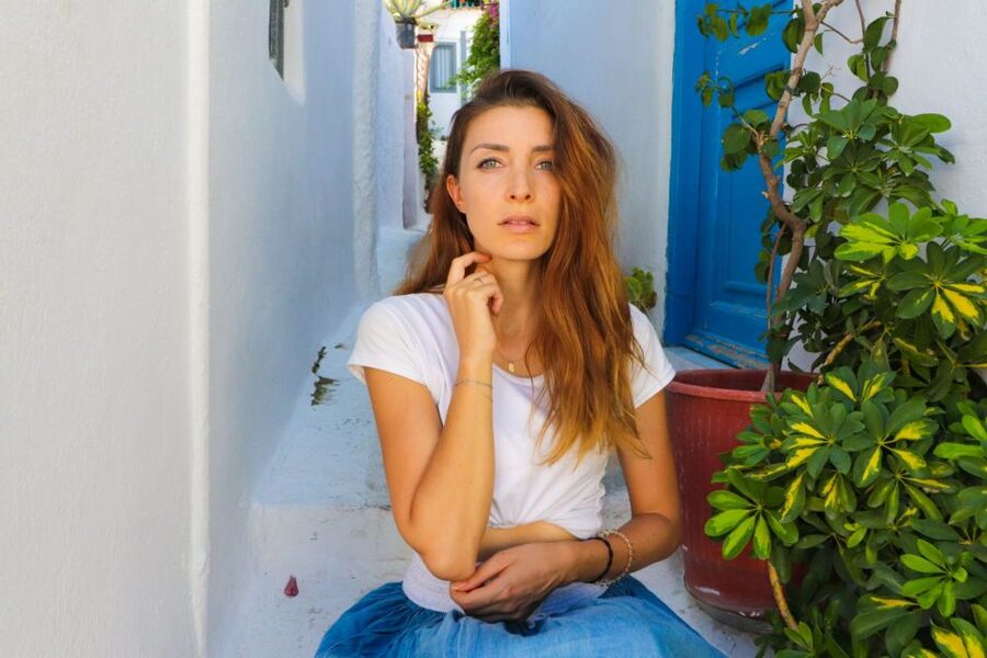 Athens: Professional photoshoot at Anafiotika Village - Key highlights worth your attention