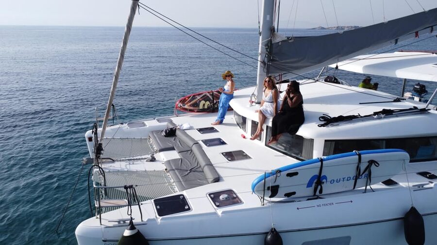Athens: Riviera Catamaran Tour with Fresh Meal and Drinks - Key things that make this tour worth your time