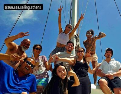 Riviera Catamaran Tour with Fresh Meal and Drinks
