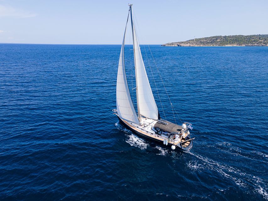 Athens Riviera: Private daily sailing cruise with lunch - Ydrousa Island Stop: When Swimming and Lunch Fit Together