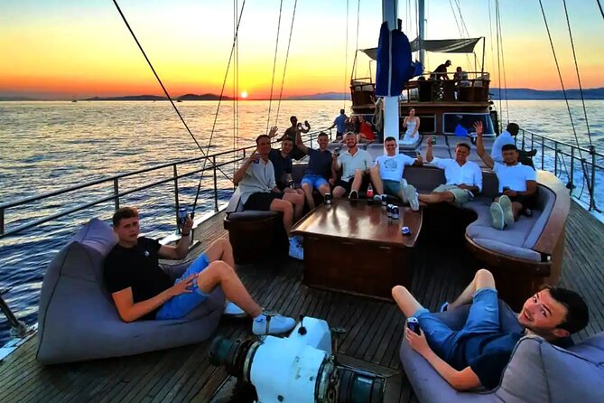Athens Riviera Sunset Cruise with Snacks and Drinks Included - Drinks and music: what is included, and what can vary