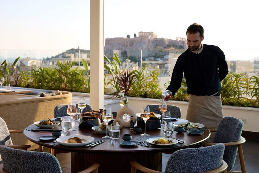 Athens: Rooftop Fine Dining at Whispers Restaurant - Rooftop Views From Syntagma Square to the Lit Acropolis