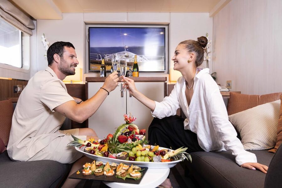 Athens: Saronic Islands Cruise with VIP Area Seating & Lunch - Morning logistics: pickup timing is the difference between smooth and stressful