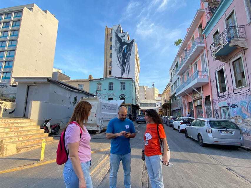 Athens: Street Art Treasure Hunt with Food Stop - A street art game that gets you looking, not just walking