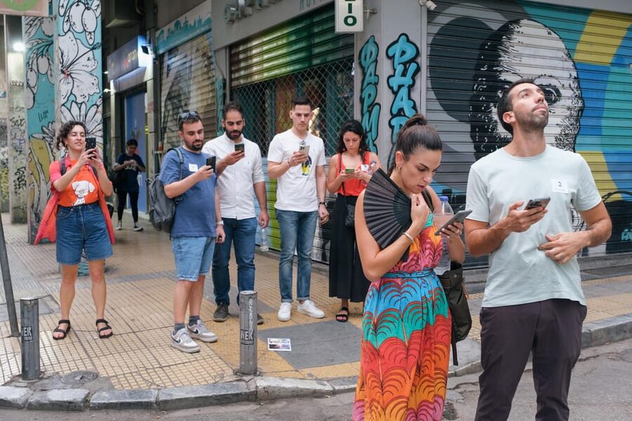 Athens: Street Art Treasure Hunt with Food Stop - Monastiraki to Psyri: first photos, first clues, first momentum