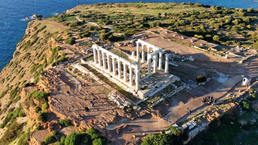 Athens: Temple of Poseidon and Cape Sounion Sunset Tour - Timing the light: how sunset changes the experience