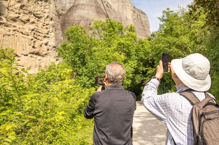 Athens to Meteora: Monasteries & Hidden Caves Bus Tour - Athens to Kalampaka Logistics: Pickup, Timing, and Comfort