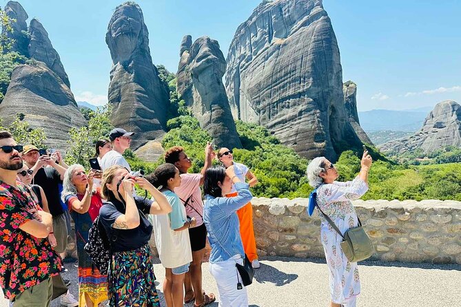 Athens to Meteora Panoramic Day Tour with transfer option - FAQ