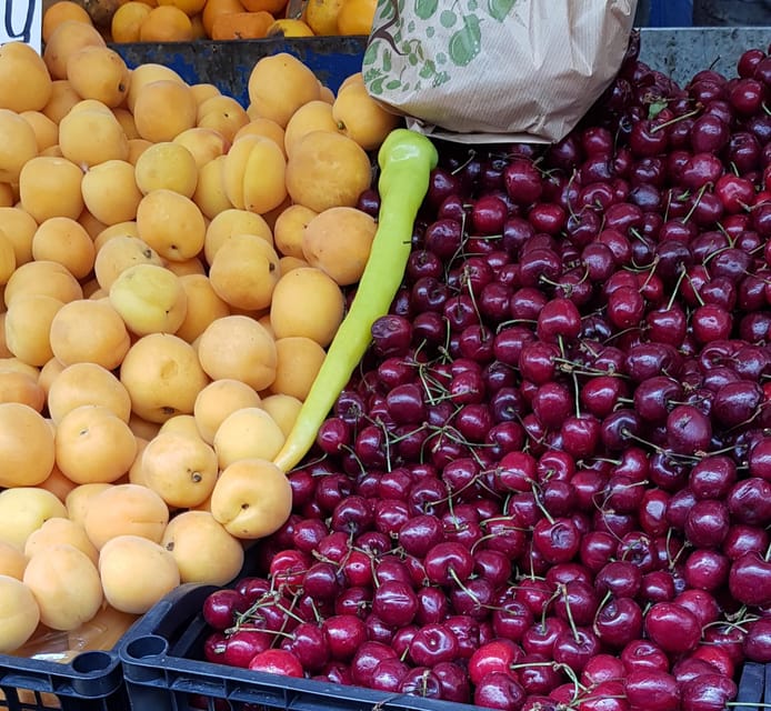 Athens: Traditional Greek food tour in hidden spots - Olive oil and honey tastings: the two flavor anchors of Athenian food