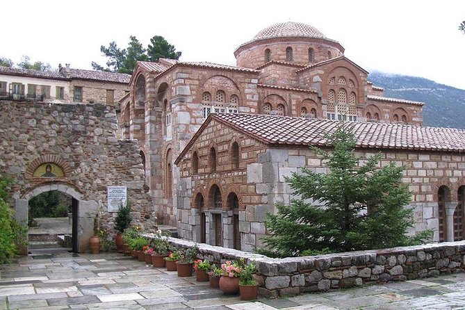 Award-Winning 2-Day Private Delphi & Meteora Tour - Day Two at Meteora: Active Monasteries, Frescoes, and Pilgrim Paths