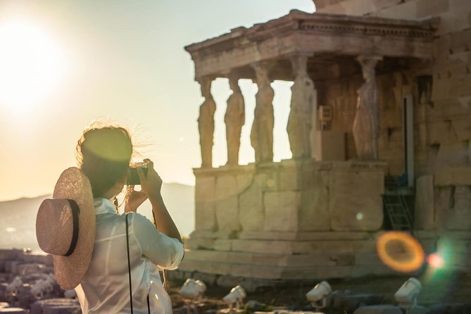 Beat the Heat Acropolis Tour - Small group - Meeting at Hadrian’s Arch, Ending on the Hill