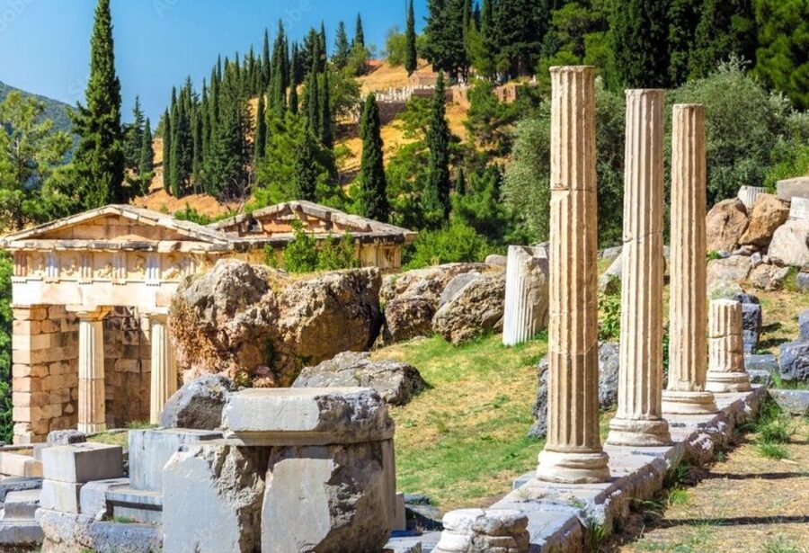Delphi: Audiovisual self-guided tour with 3D models - Key highlights to look forward to