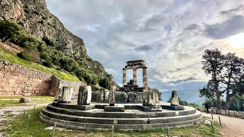 Delphi Navel Of Earth Hosios Loukas Full Day Private Tour - How the Day Really Flows From Athens to Mount Parnassus
