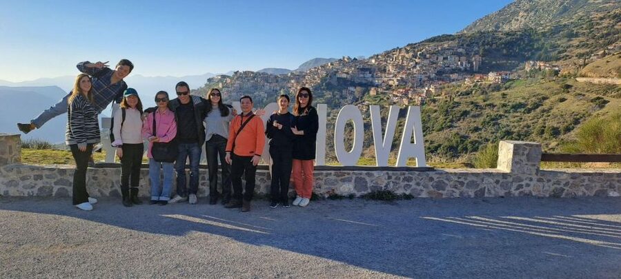 Delphi Small-Group Day Trip From Athens - The Athena Pronaia Temple and the ride back through Arachova