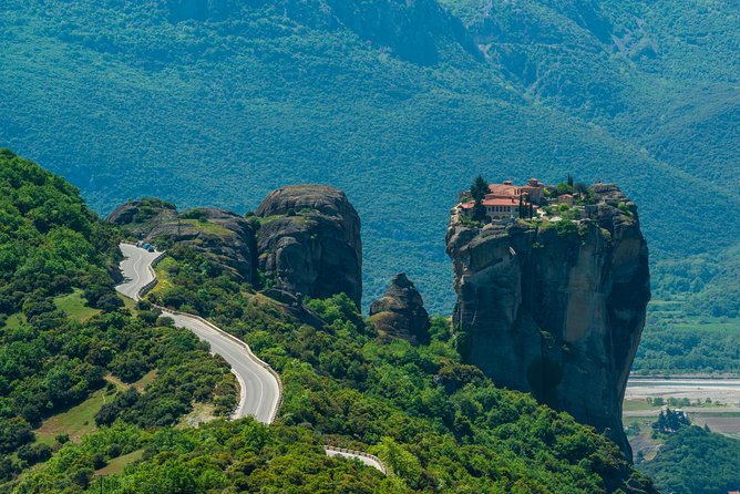 Discover Meteora's Monastic Heritage: Personalized Private Tour - Pickup at 9:00 am From Kalampaka and Kastraki, Then a Smooth Day