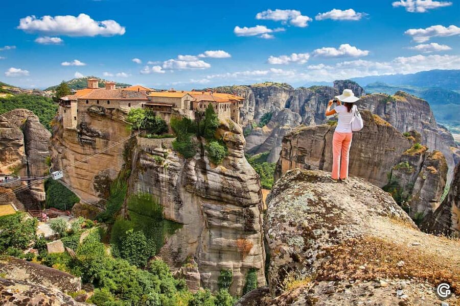 Feel Ancient thermal Spa Visit Delphi, Leonidas ℨoo Spaʀtan - Athens to Delphi by road, with myth on the move