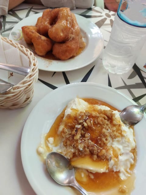 Food Tour evenings and Sundays - Plaka on foot: orientation, views, and first bites