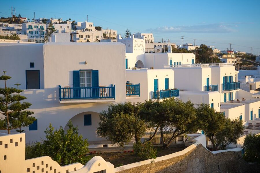 From Athens: 2-Day Santorini and Mykonos Trip - Support, communication, and handling disruptions when ferries change