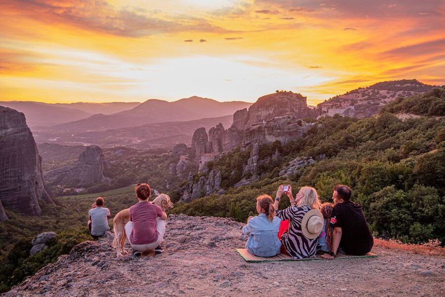 From Athens: 2 Days Meteora, Thermopylae & Delphi Tour - Delphi Museum first, then the ruins: a route that keeps your feet moving