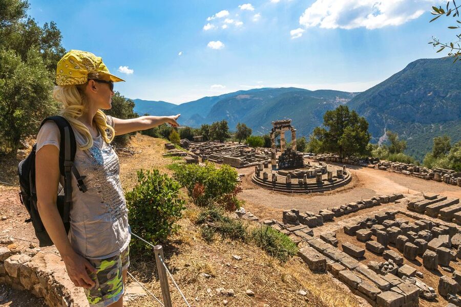 From Athens: 3 Days in Meteora & Delphi with Tours & Hotel - Day One From Athens to Kalambaka, Then Off to Dinner