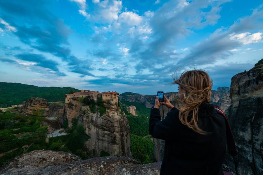 From Athens: 3-Days Meteora with small size local tours - Who this Meteora tour is best for