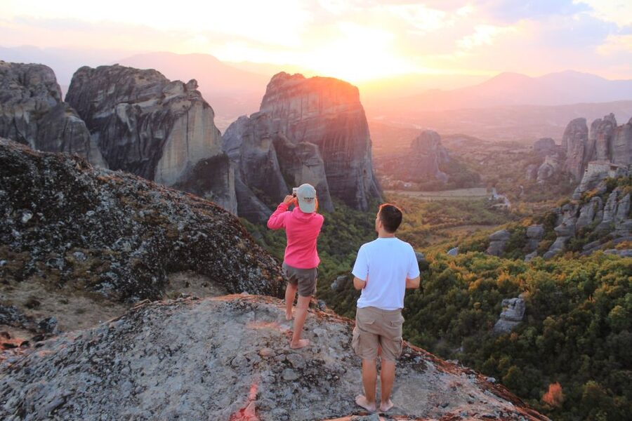 From Athens: 3-Days Meteora with small size local tours - Day 3: a free morning in Meteora, then bus back to Athens