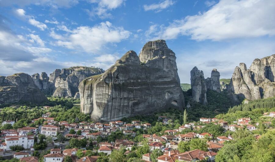 From Athens: 3-Days Meteora with small size local tours - Entry rules and what to pack for monastery visits