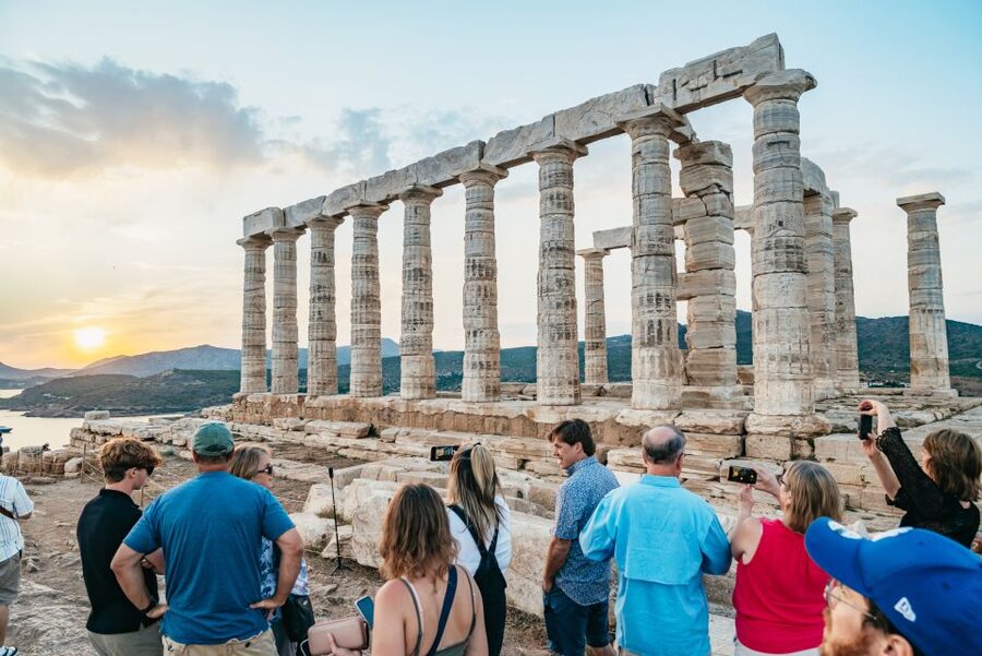 From Athens: Cape Sounion & Temple of Poseidon Half Day Tour - Cape Sounion photo stop, then the temple cliffs