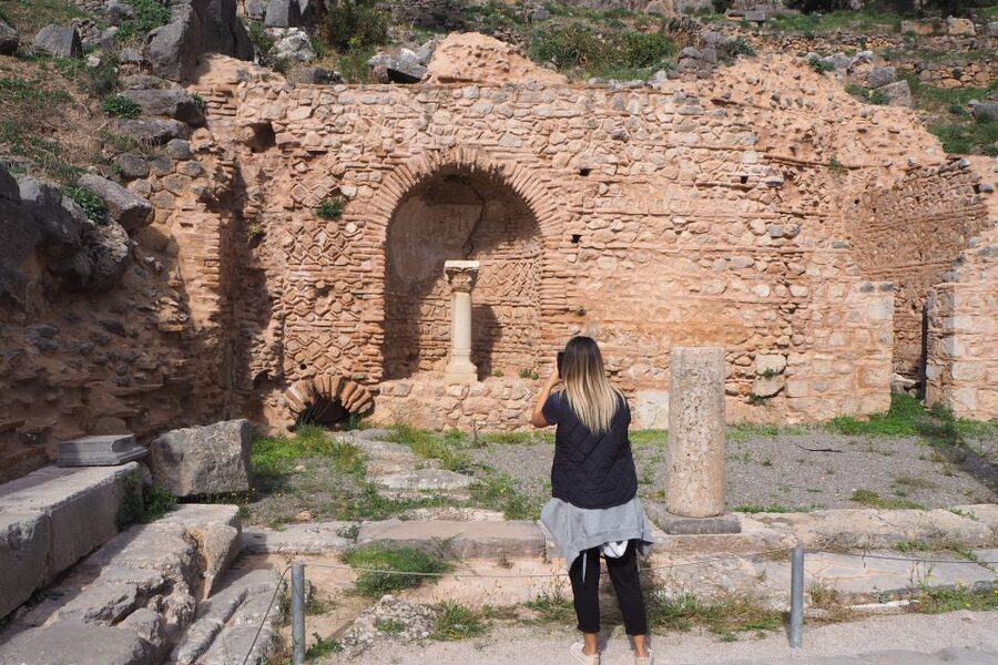 From Athens: Day Tour to Delphi - Lunch in Delphi village and the Arachova photo stop