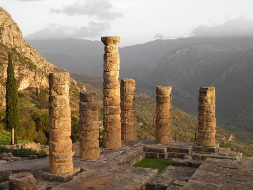 From Athens: Delphi and Meteora 2-Day Tour with Hotel - Kalabaka overnight: your practical base for Meteora monasteries