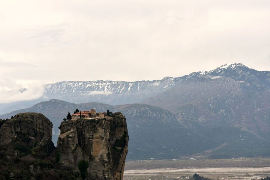 From Athens: Delphi and Meteora 2-Day Tour with Hotel - Who this Delphi and Meteora 2-day tour suits, and who should skip it