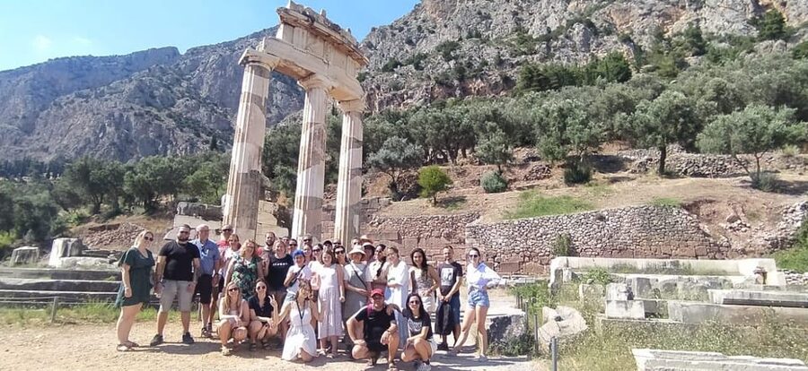 From Athens: Delphi Day Trip & Arachova Village Stop - Key things I’d circle before you book