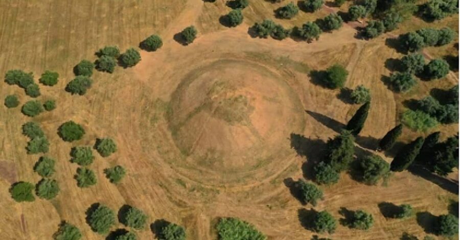 From Athens: Marathon Battlefield Half Day Private Tour - The 490 BC finish stop in Athens, quick and meaningful