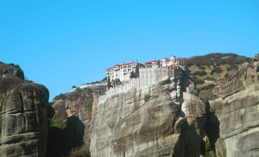 From Athens: Meteora Full-Day Trip with Guide on Luxury Bus - Who should book this Meteora bus tour, and who should skip it