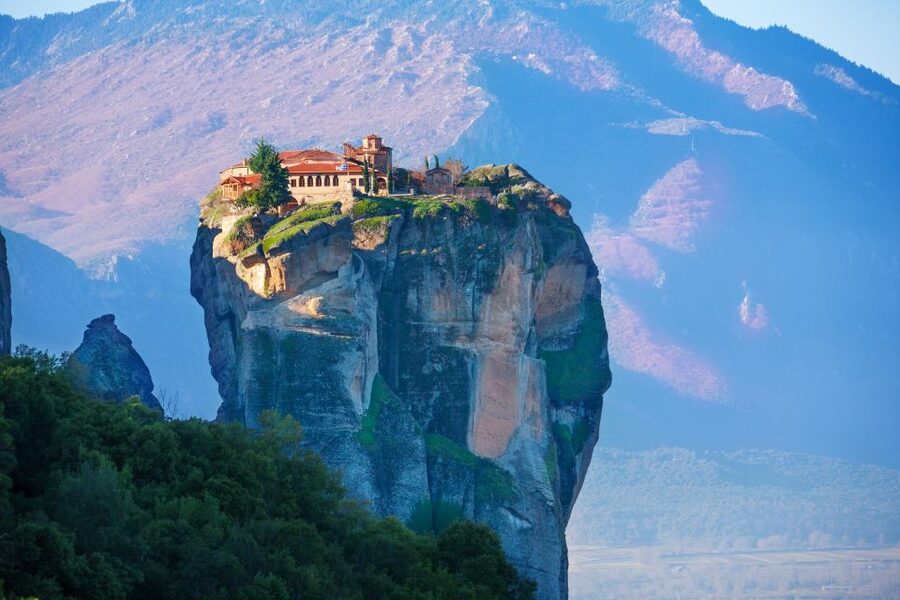 From Athens or Piraeus: Meteora Full-Day Private Trip - Price and value: what $777 per group up to 4 really buys