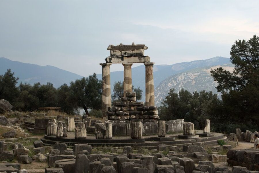 From Athens: Private Delphi and Thermopylae Guided Day Trip - Pickup and the private-car advantage (with real driver storytelling)