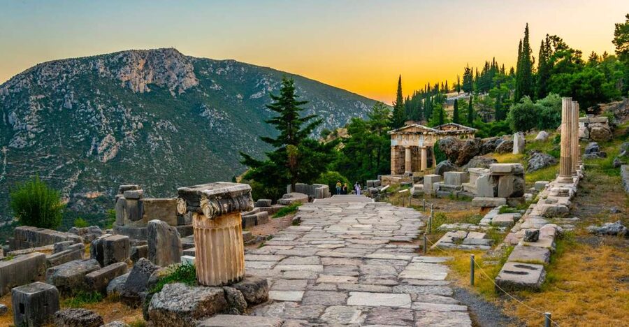 From Athens: Temple of Apollo and Oracle Delphi Day Trip - Delphi From Athens, What a 10-Hour Day Really Means