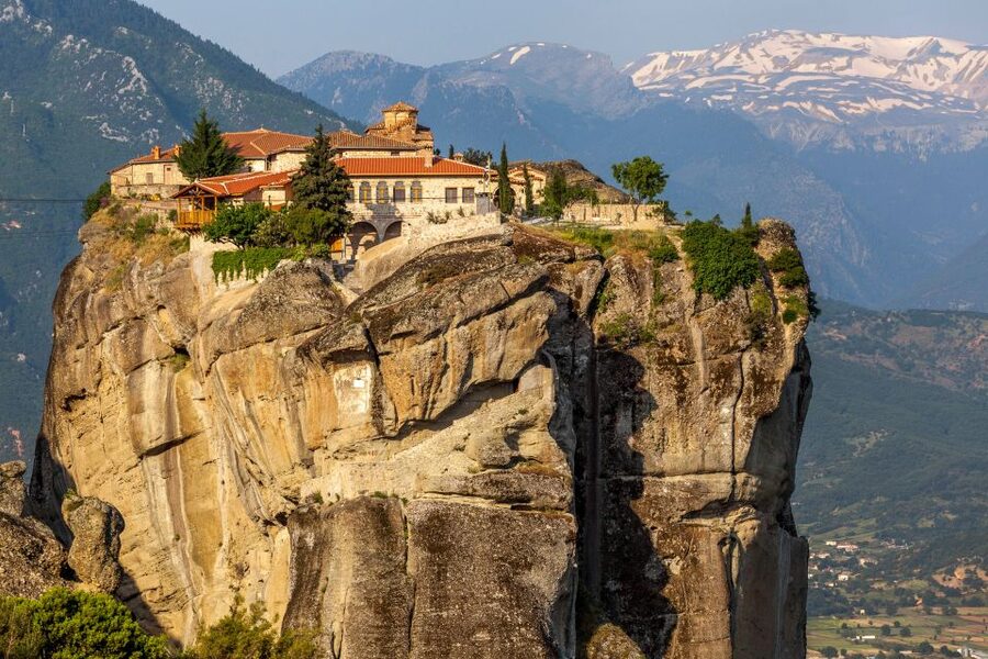 From Athens: Two-Day Guided Tour to Meteora - Why Meteora works so well as a 2-day trip from Athens