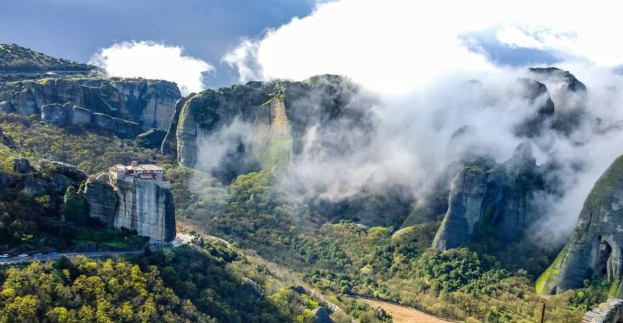 From Kalabaka: Private Half-Day Meteora Tour - Local Agency - Seeing All Six Monasteries From Viewpoints
