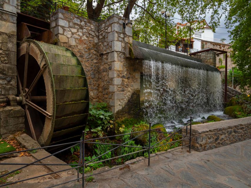''Full-Day Tour of Delphi-Monastery Hosios Loukas- Livadia'' - Hosios Loukas monastery: the golden Byzantine churches next to each other