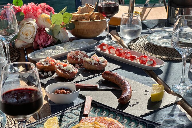 Greek Gastronomy & Wine Pairing Cruise with a Sommelier in Athens - Ydrousa and the Saronic Gulf: why the sailing time matters