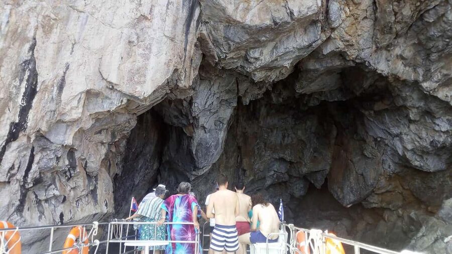 Hydra, Greece: Tour of the island by boat - Key highlights to look for