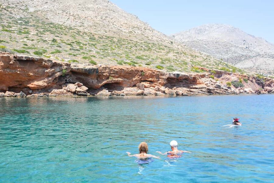 Hydra, Greece: Tour of the island by boat - Who should take this Hydra boat cruise (and who might not)