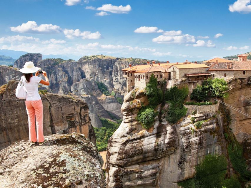Kalabaka: Meteora Private Day Tour with a Local Guide - Guide experience and languages: what quality feels like here