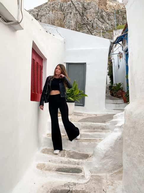 Magic Walk in Athens with Local Friends - Key things that make this walk worth your time