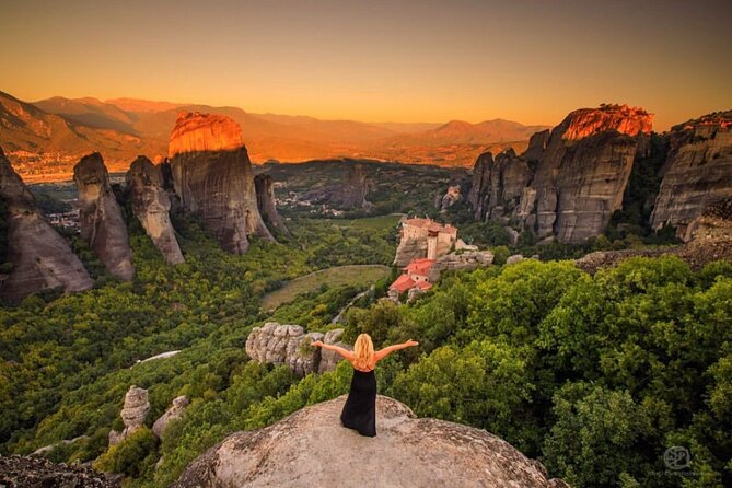 Majestic Sunset Meteora Tour with Local Guide - Entering the monasteries: dress code, rules, and what guidance means