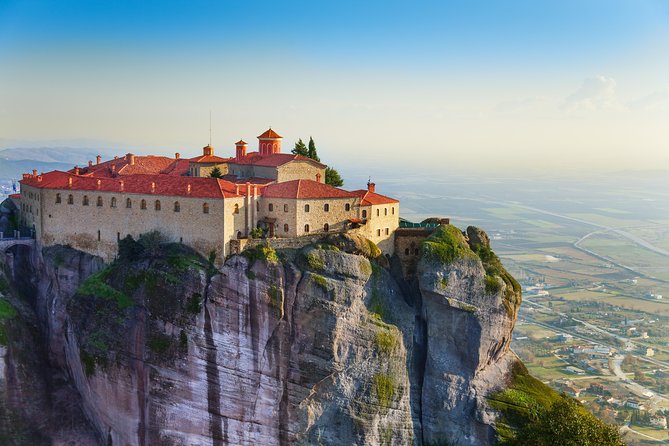 Meteora All Day Tour From Athens - Thermopylae on the way back, history without the museum slog