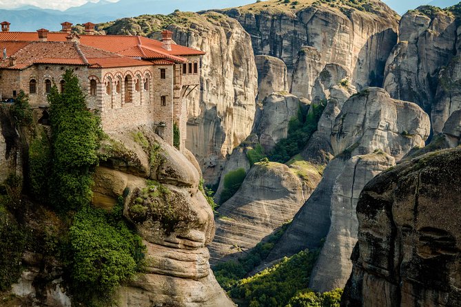 Meteora All Day Tour From Athens - Meteora: getting to the right monasteries at the right time